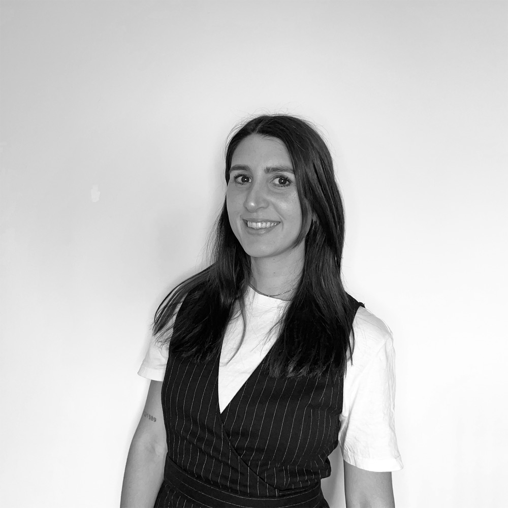 Ornela Cillo, retrato en blanco y negro